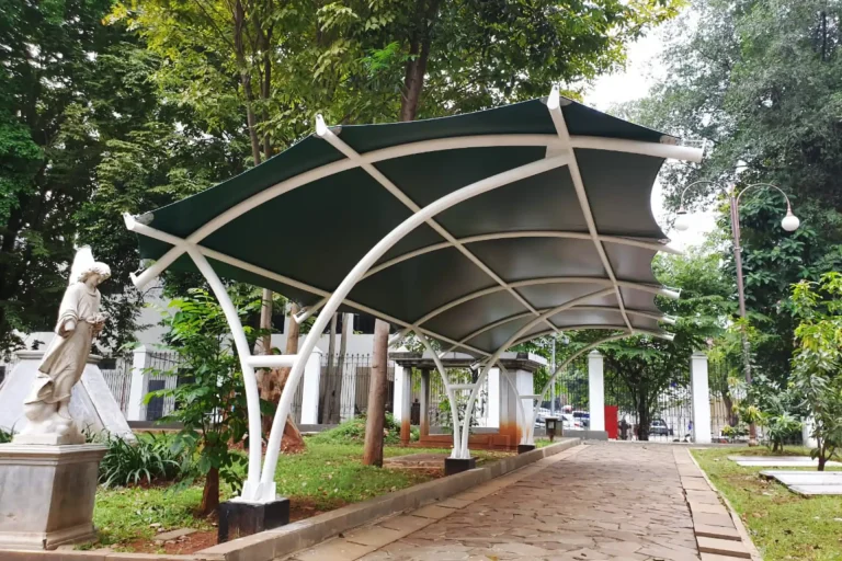 Kanopi Membrane Parkiran Mobil & Motor: Solusi Modern, Kuat dan Estetis.