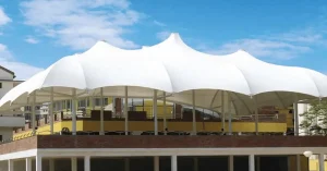 Solusi Atap Tensile Membrane untuk Lapangan Padel & Olahraga: Pilihan Cerdas Kontraktor & Developer